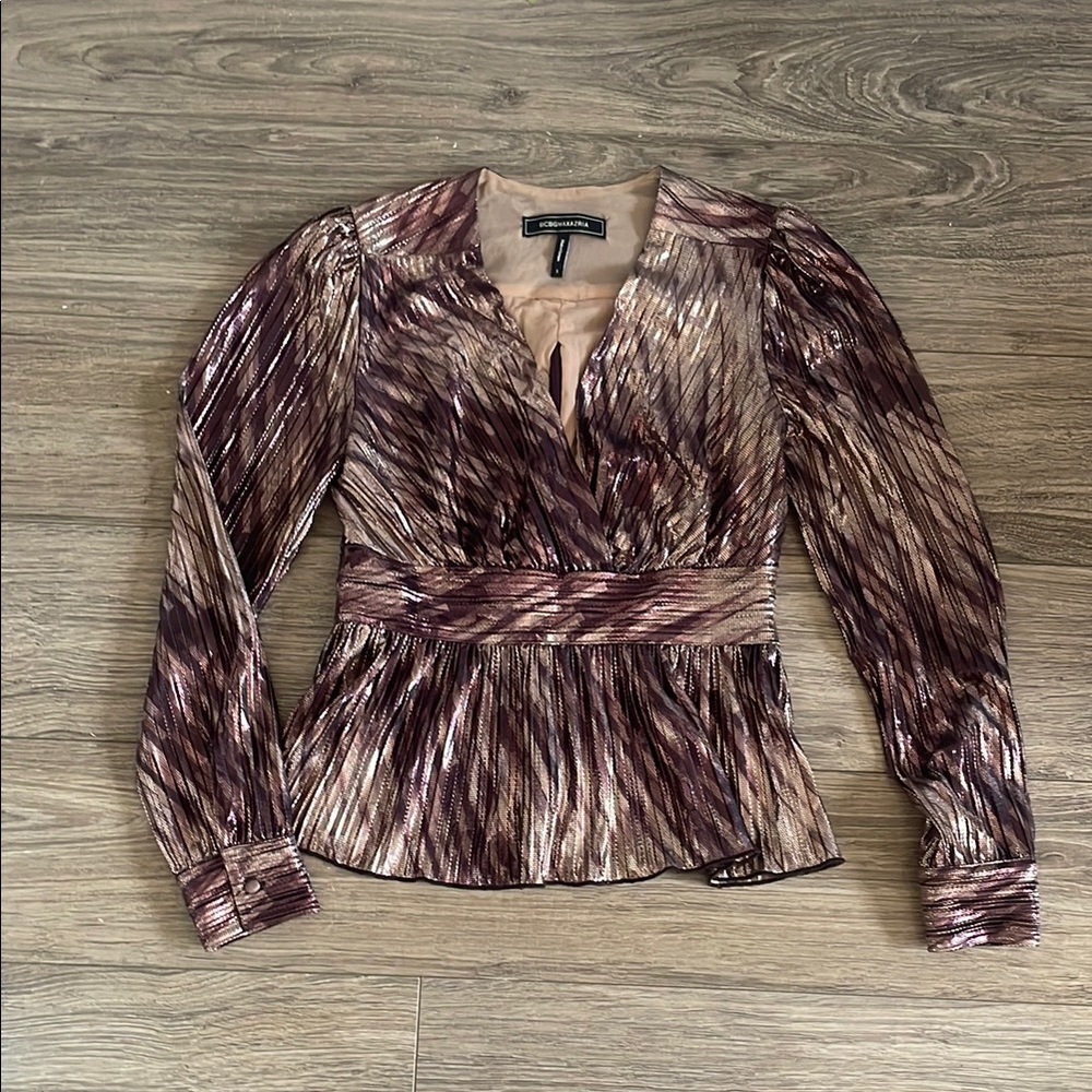 BCBG MAXAZRIA Elegant long sleeve blouse